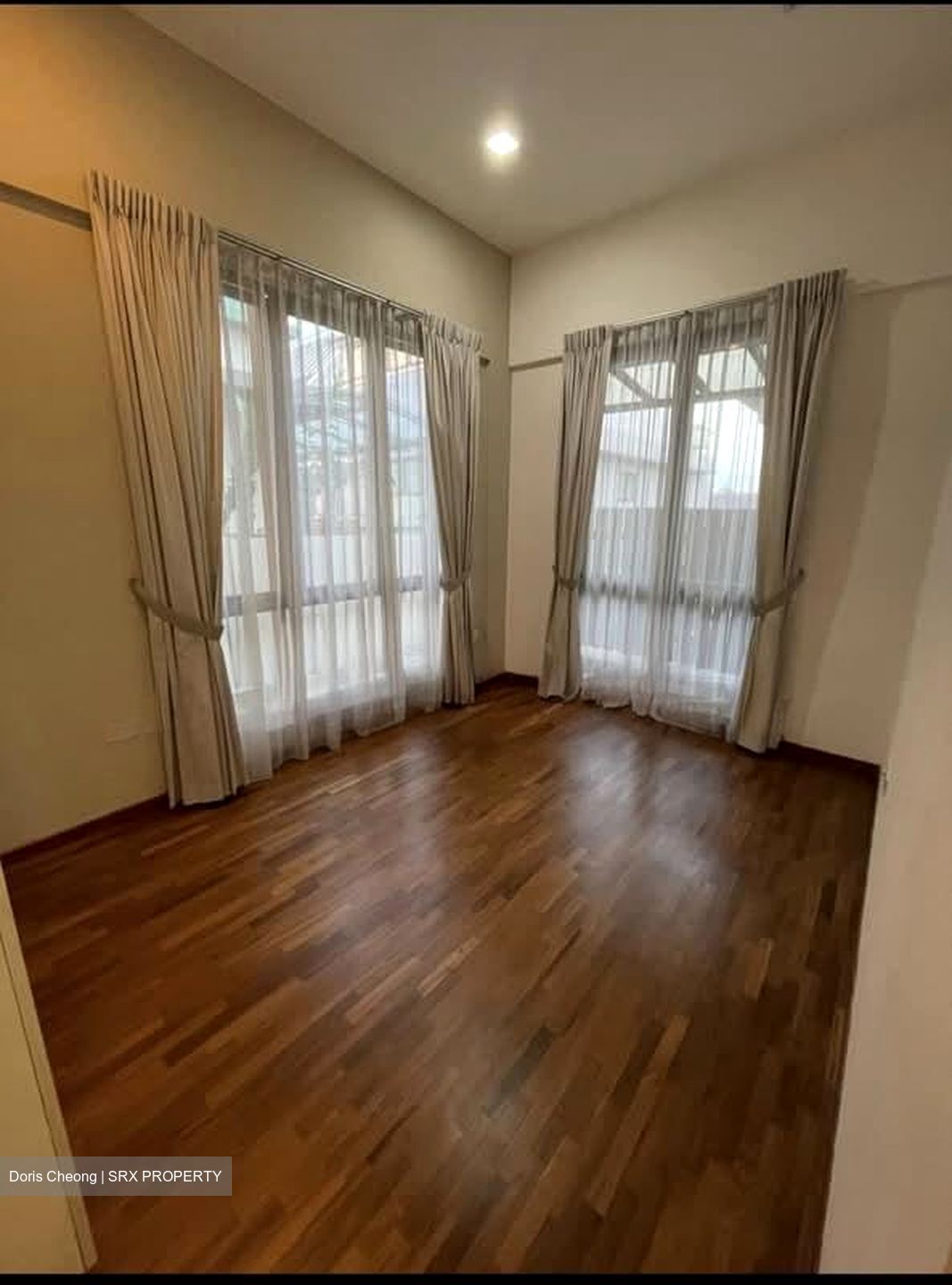 Serangoon Garden Estate (D19), Terrace #558160411